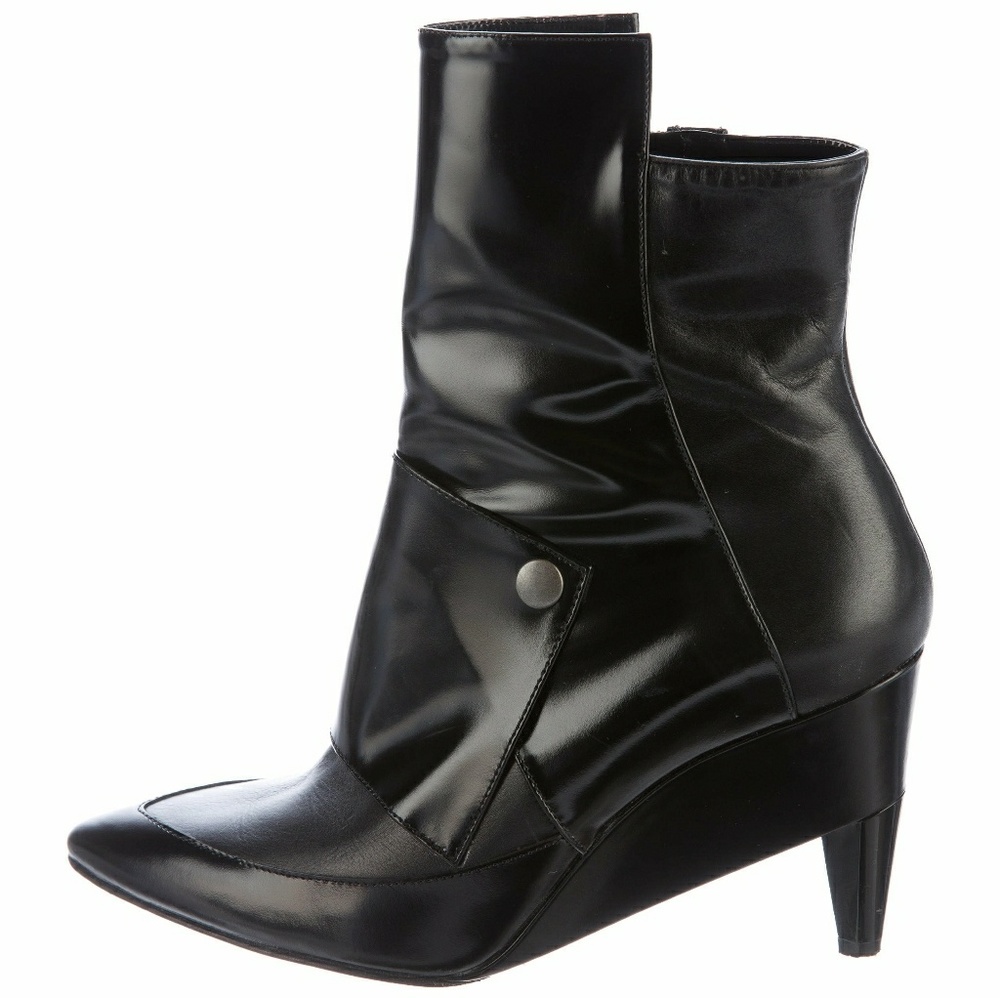 ROBERT CLERGERIE LEATHER POINTED-TOE ANKLE BOOTS