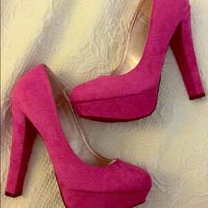 Pink close toed heels