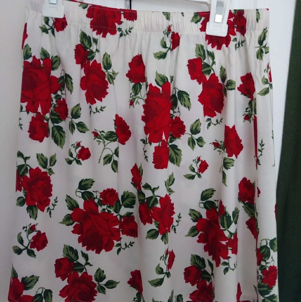 H&M floral printed Juniors skirt