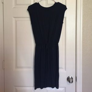 🎉HP🎉 {Banana Republic} Navy blue dress