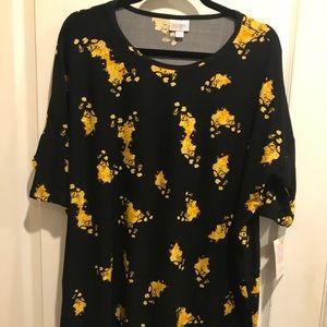 Lularoe BNWT blk/ gold Irma