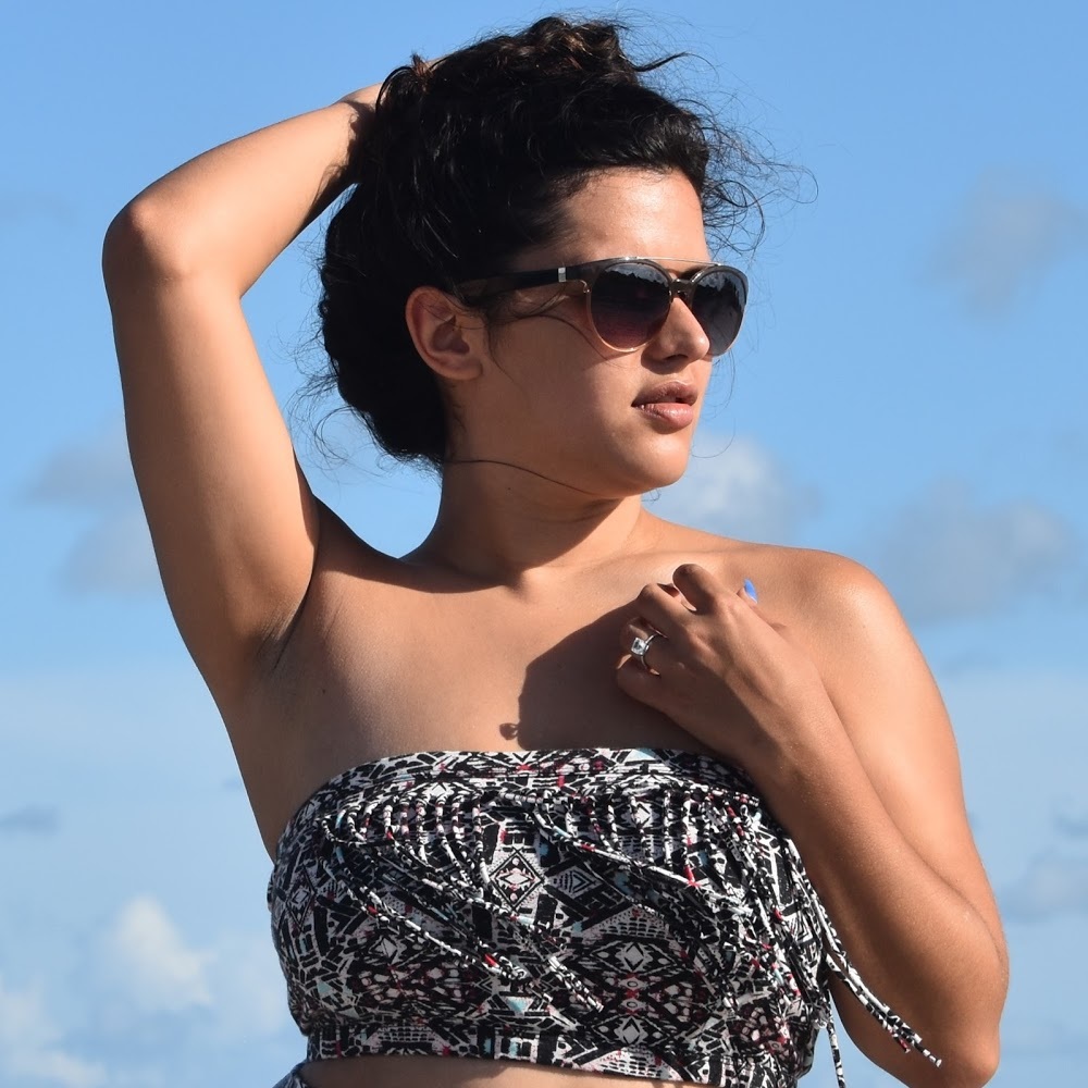 Meet your Posher, Taylor milani