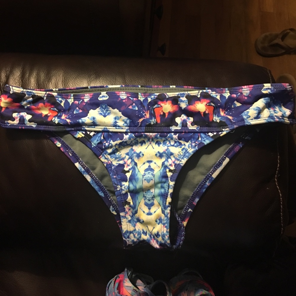 RARE jolyn bottom