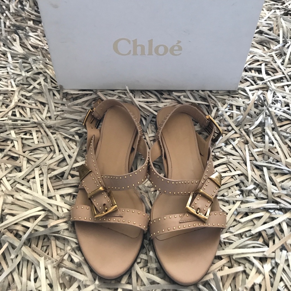 🐘 Chloe nude studded sandal size 6.5