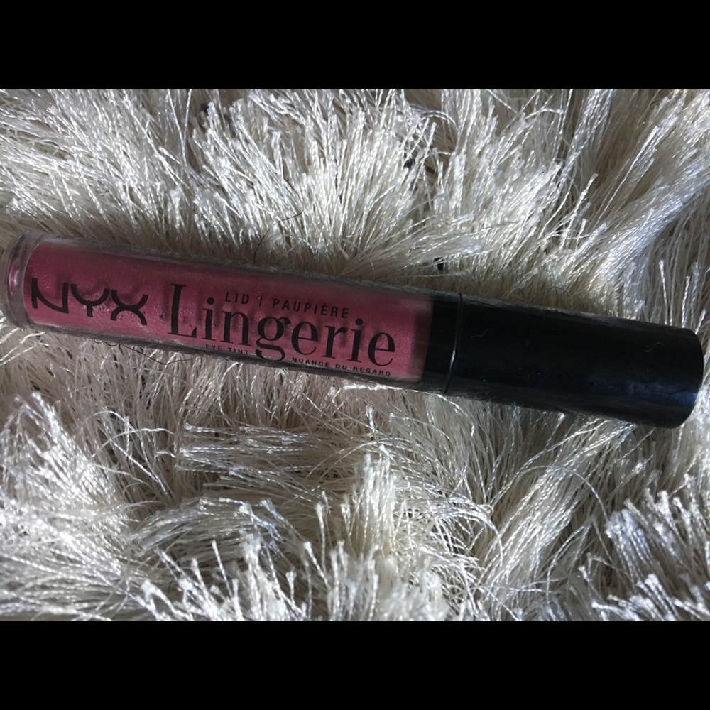 nyx liquid eyeshadow