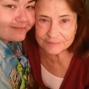 Meet your Posher, Shirley