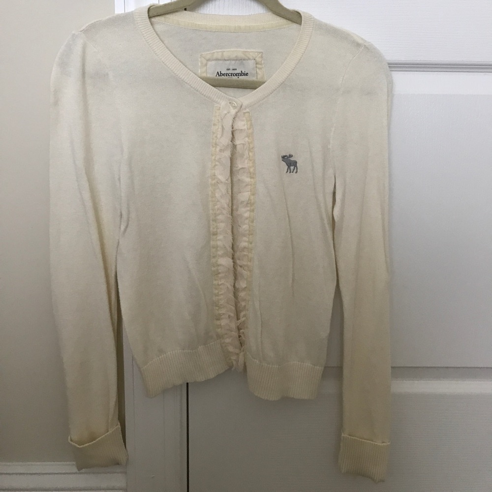 New Abercrombie Ruffle Front Cardigan