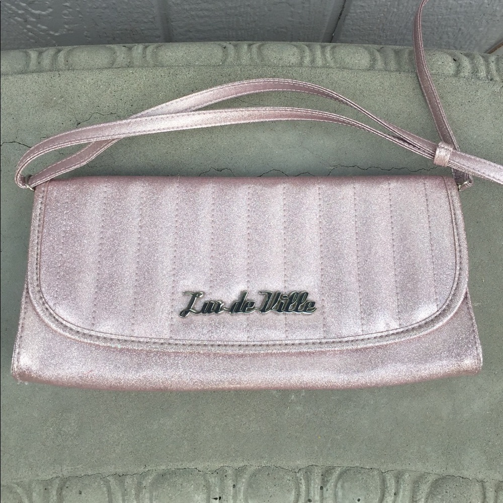 Lux de Ville Miss Lux Clutch In Baby Pink Sparkle