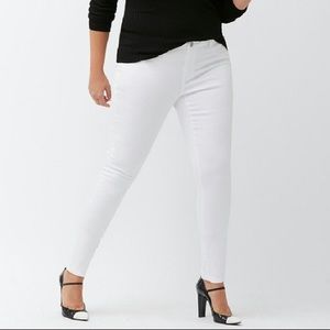 White Lane Bryant skinny jeans, size 20