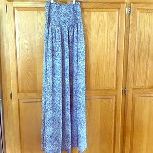 Club Monaco maxi dress 🌀☀️