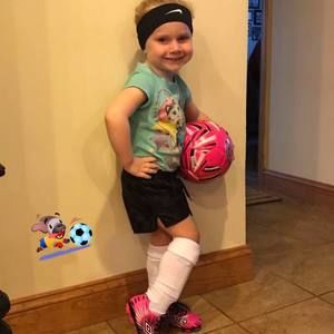 Meet your Posher, Dee