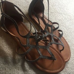 Grey EXPRESS beaded sandal