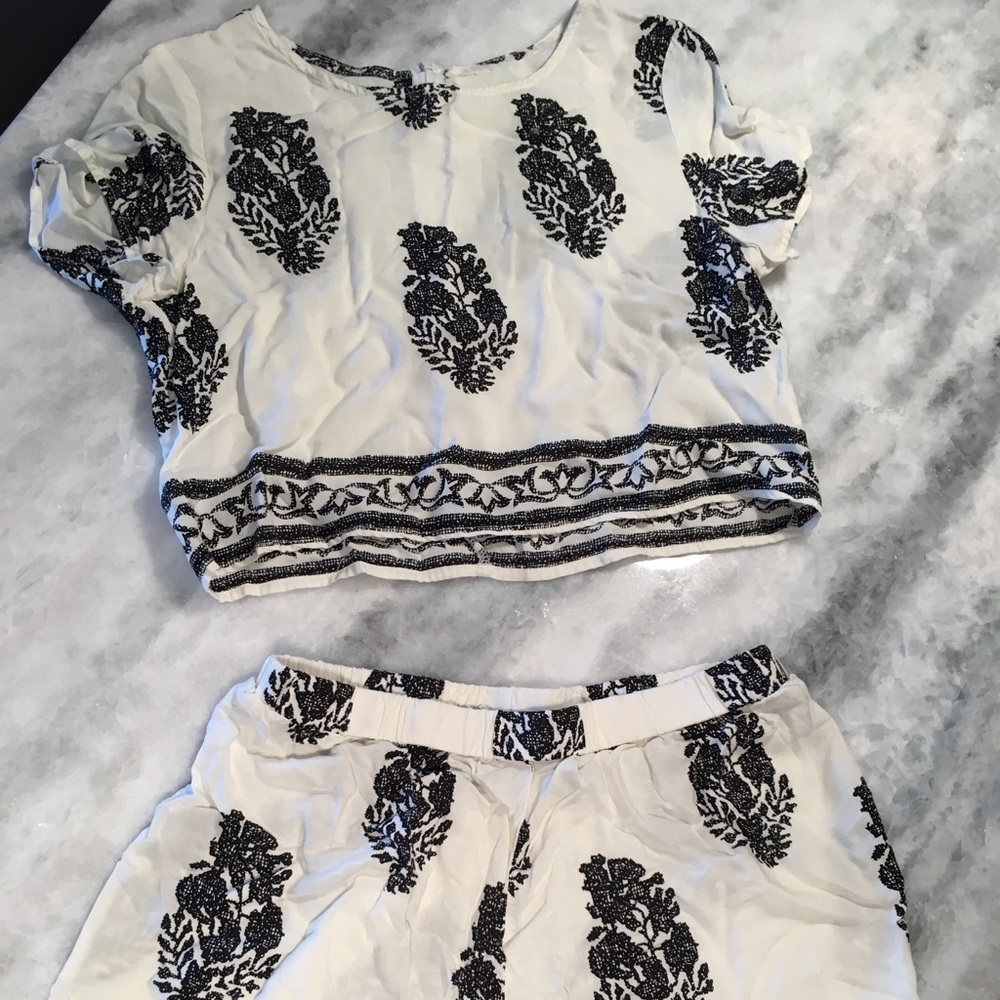 Crop top and matching short set