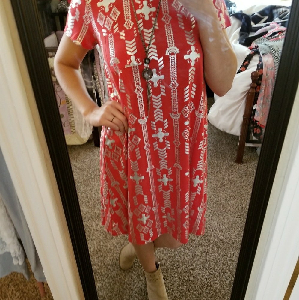 🚩SALE! Lularoe elegant collection carly xs.