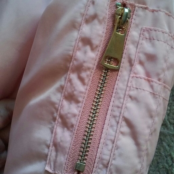 Pink bomber jacket - Picture 3 of 3