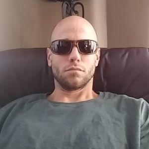 Meet your Posher, Joshua