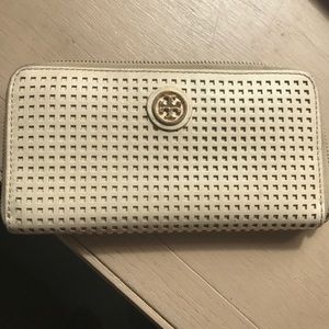 Tory Burch wallet