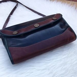 💕SALE💕Vintage Brahmin Leather Crossbody Bag