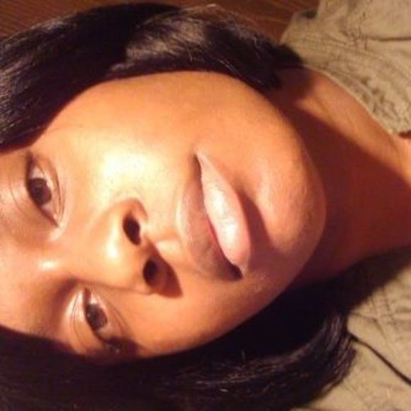 Meet your Posher, Michelle - Picture 1 of 1