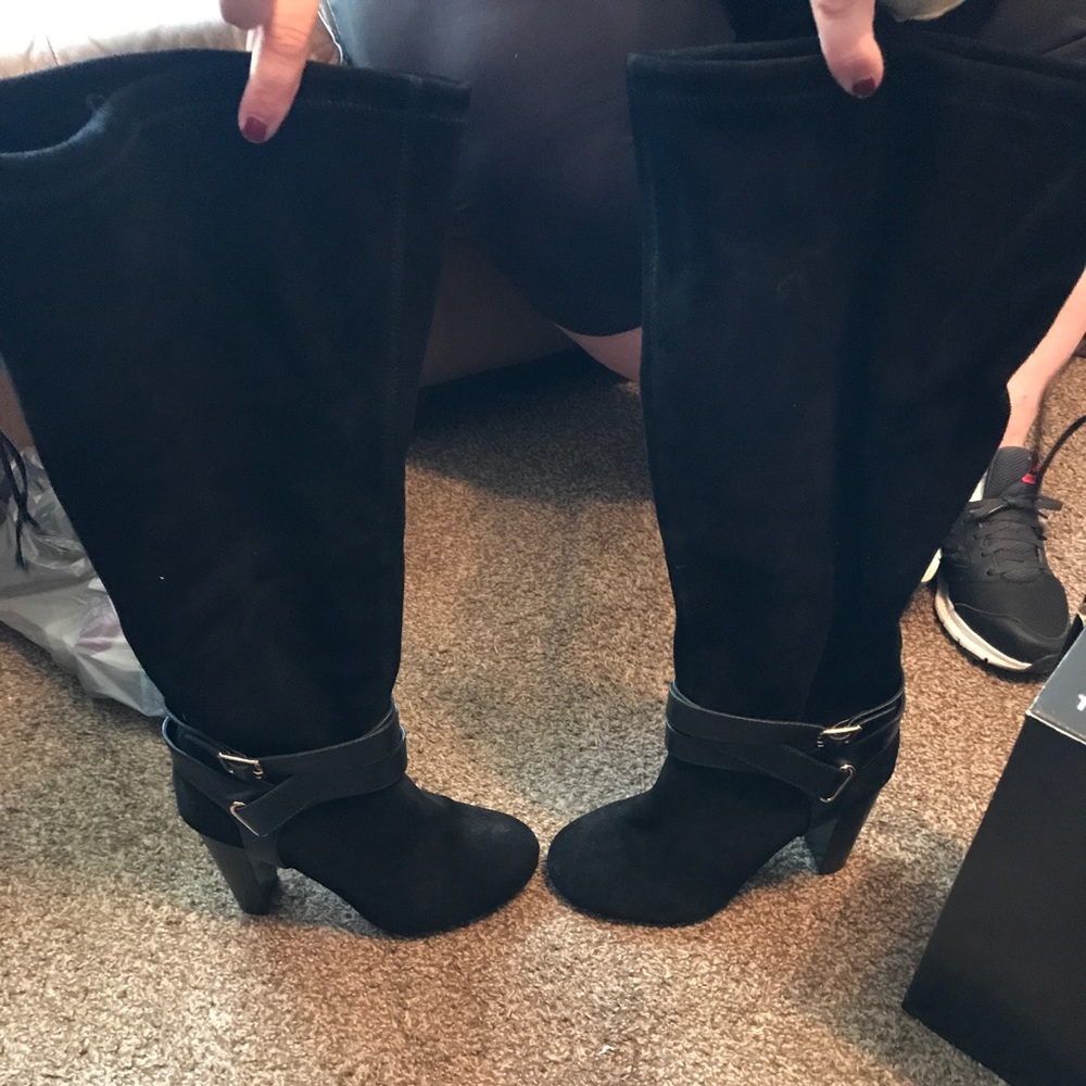 Black knee high boots with heel