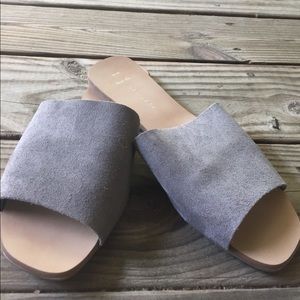 Wide Fit Gray Suede Mules