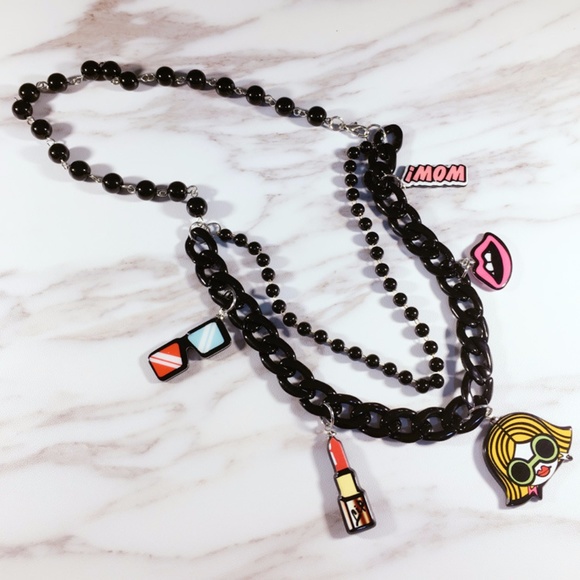 Other - Girls Fashion Black Acrylic Charm Necklace