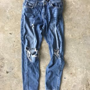 HP 🎉 Topshop Moto Jeans/Size 26 (will fit size 28)