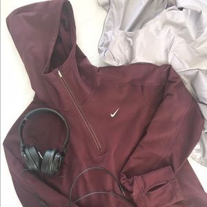 Nike - Hooded Warmth Top