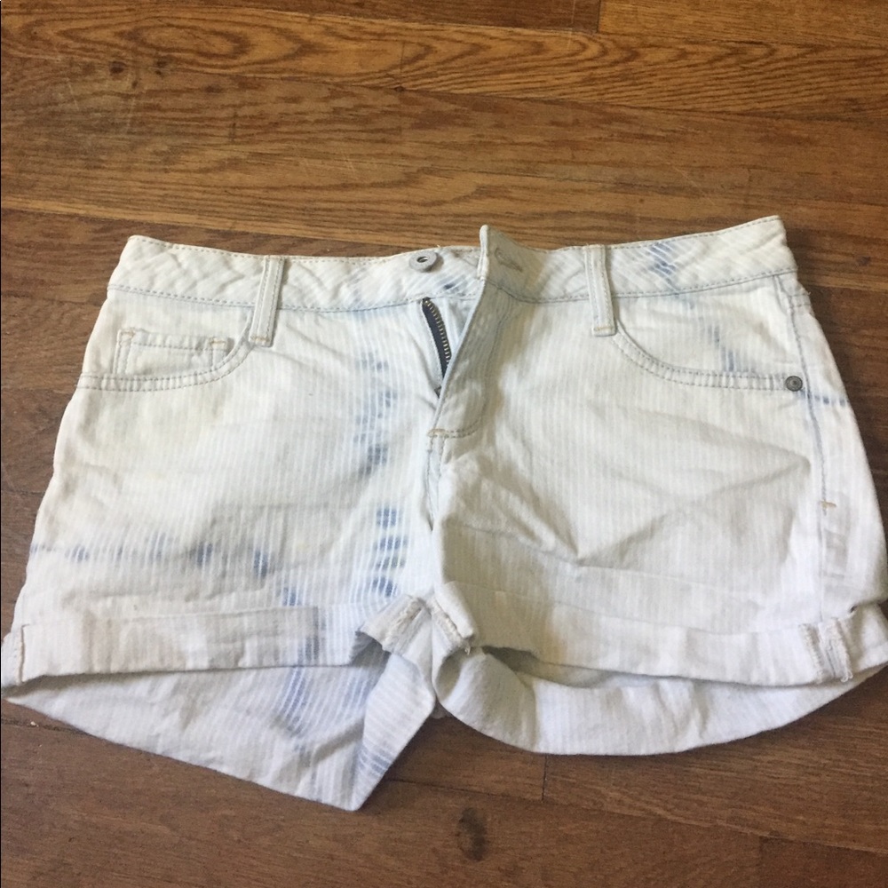 Jean shorts!