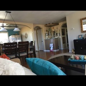 Meet your Posher, Jingxi