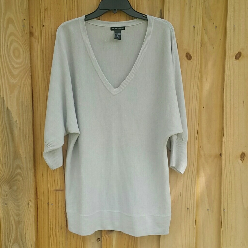 CCOSALE - New York & Company Long Sweater - Large - Picture 1 of 3