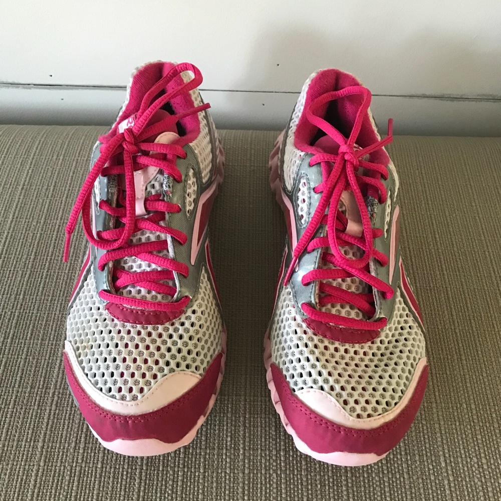 Pink Reebok tennis shoes