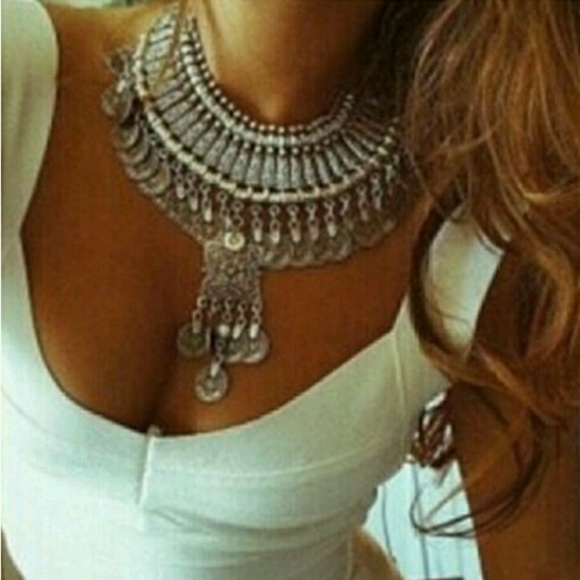 5 STAR RATED Bohemian Necklace - Picture 2 of 4