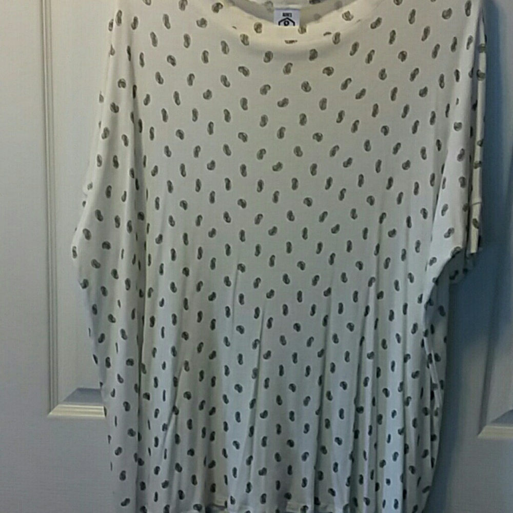 Agnes and Dora Boxy Tee, Paisleys! L
