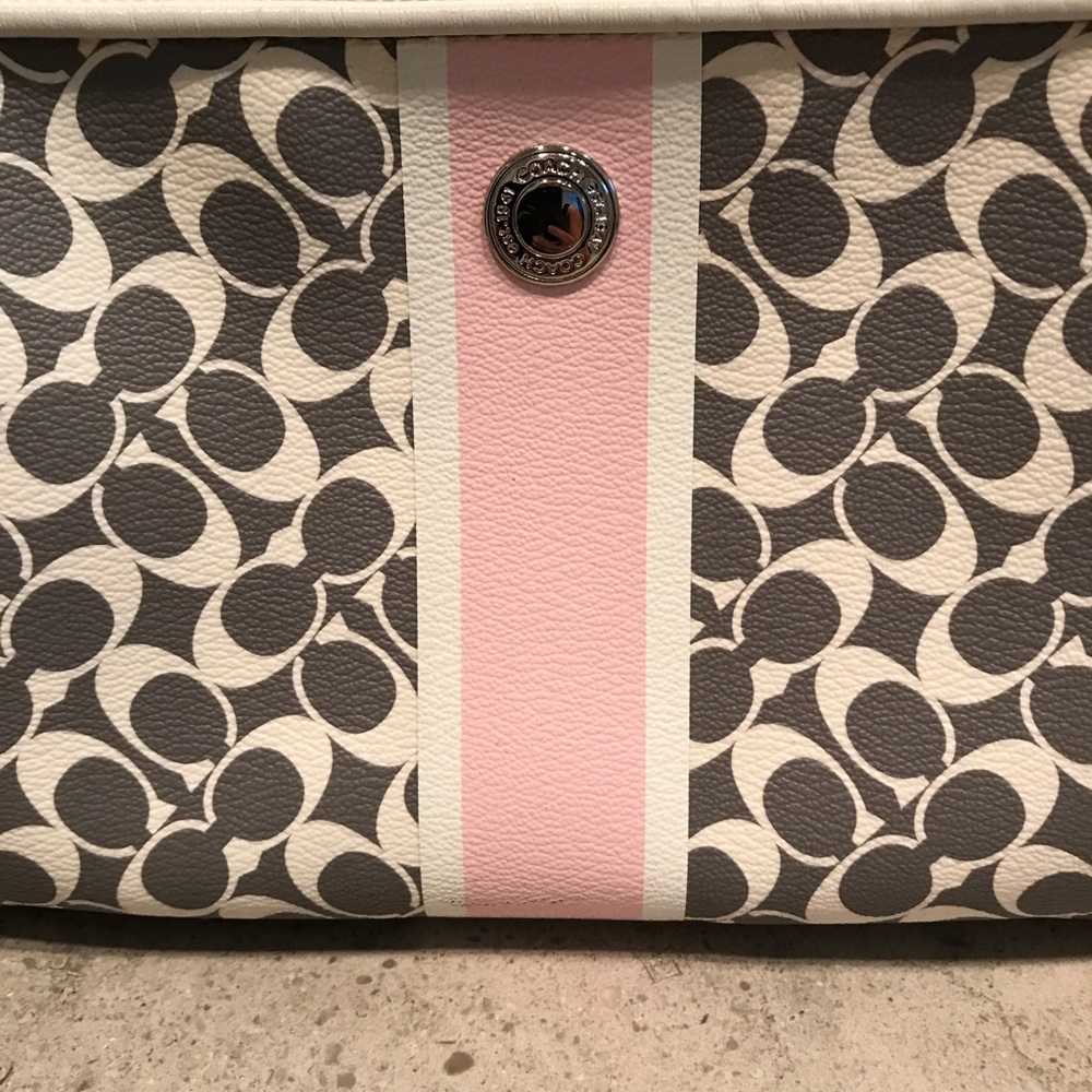 Coach makeup bag