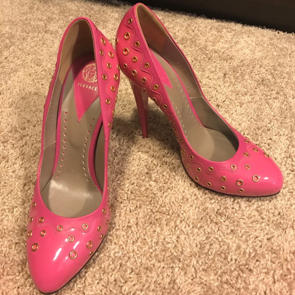 Versace shoes. Brand new. Size 39.5