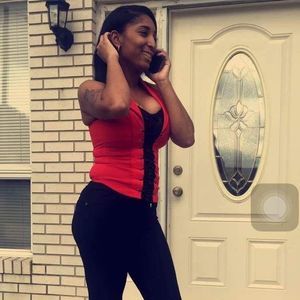 Meet your Posher, Jasmine