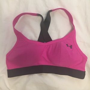 Underarmor hot pink sports bra