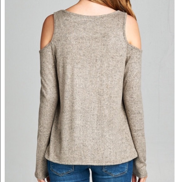 ✨Soft Cold Shoulder Top - Picture 3 of 3