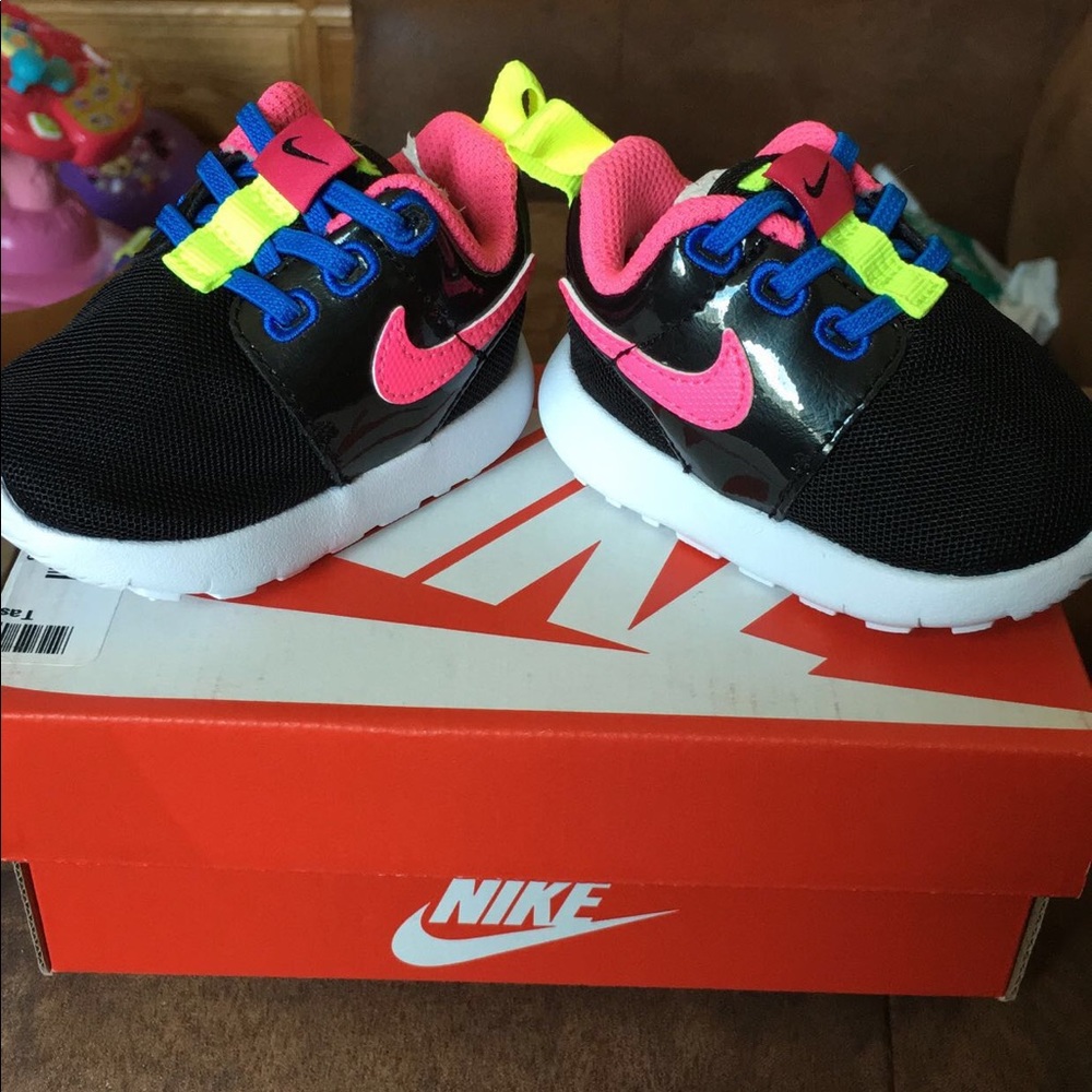 Nike roshe infant