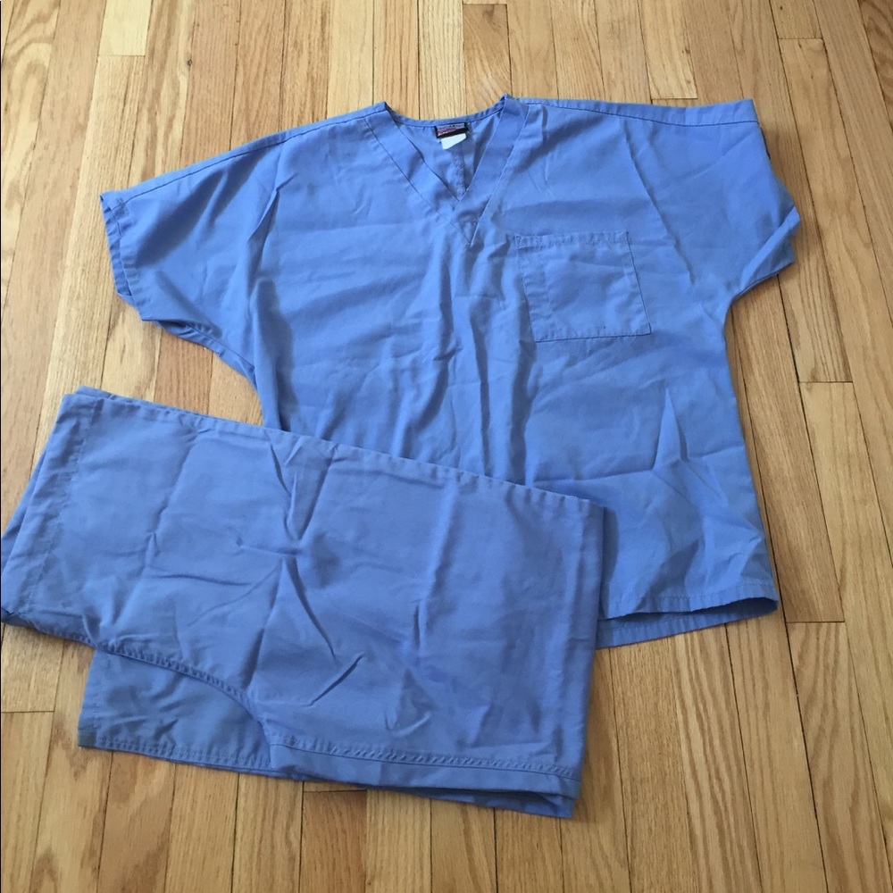 Ceil blue scrub set