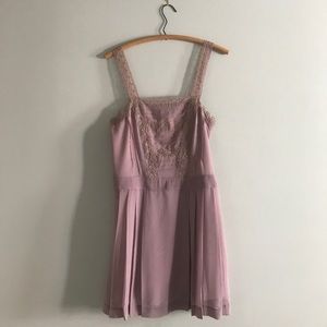 Kimchi Blue Mauve Dress Size Sm.