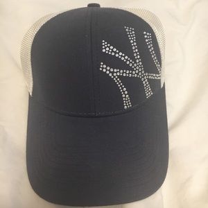 New York Yankees embellished trucker hat