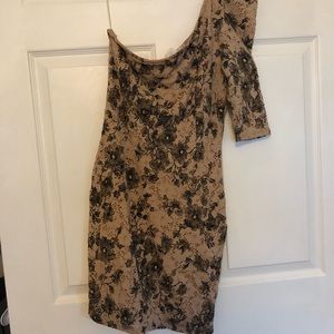 One shoulder dress