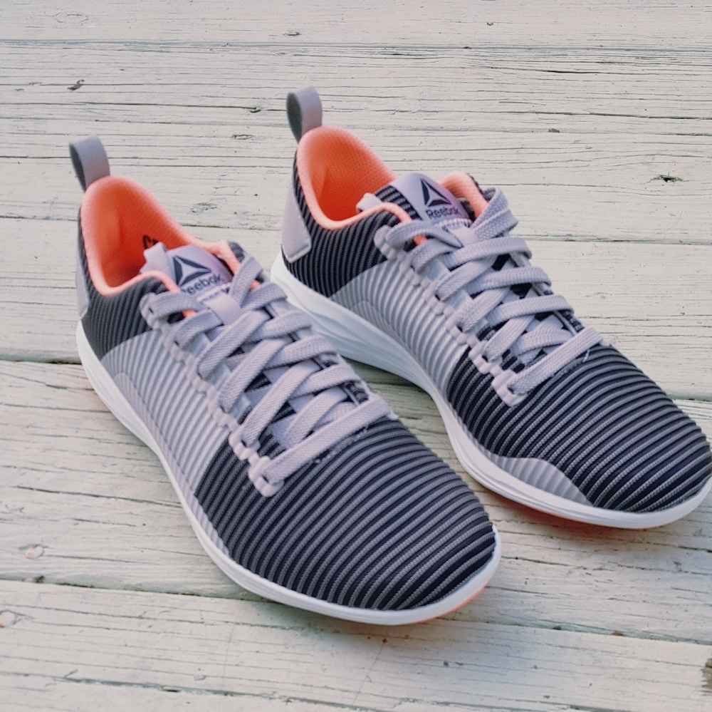 Reebok Sneakers