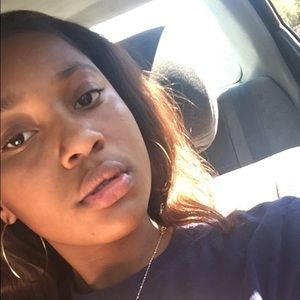 Meet your Posher, Jasmine