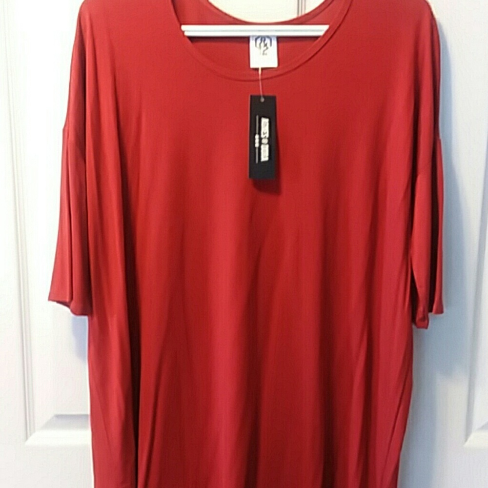 Agnes & Dora Dolman,  Brick Red  NWT,  L