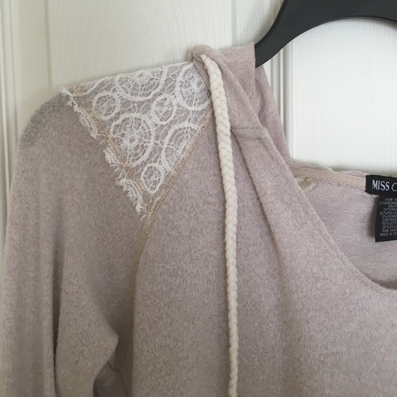 Pullover - Picture 3 of 4