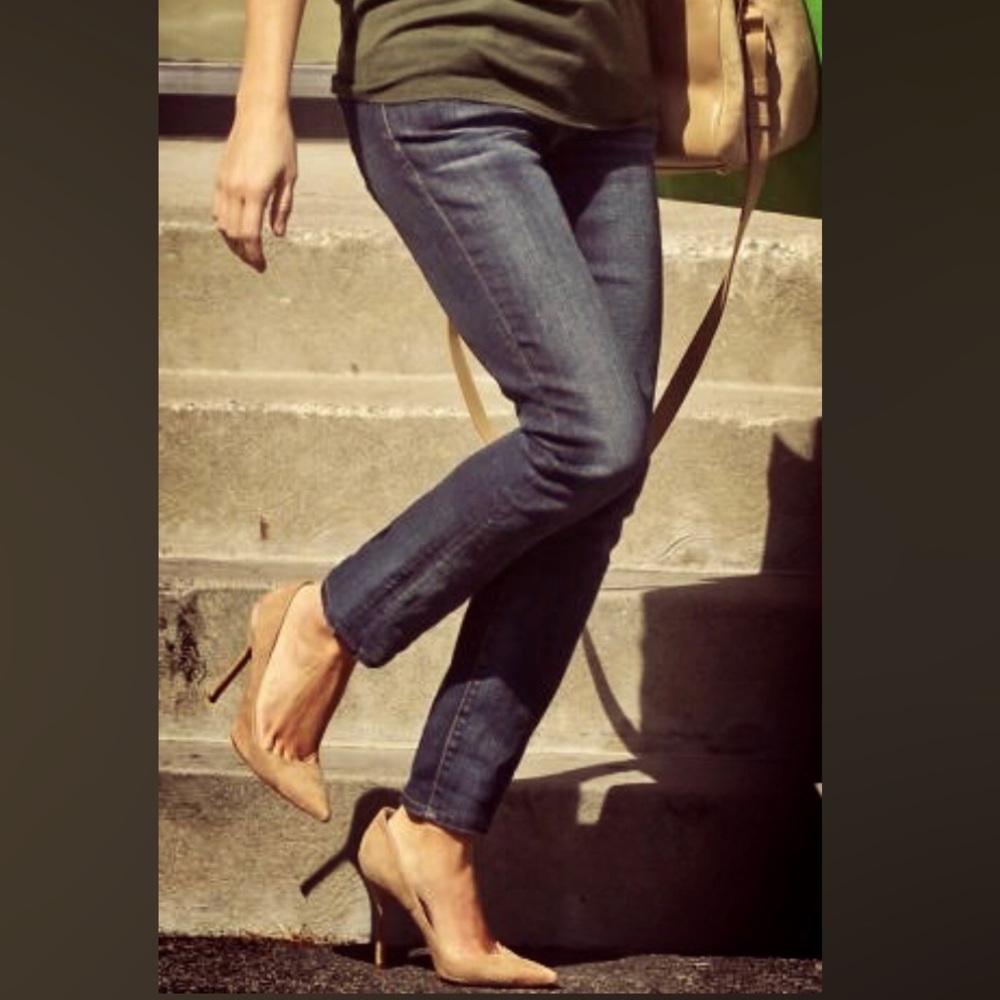 Express dark wash Stella low rise skinny jeans