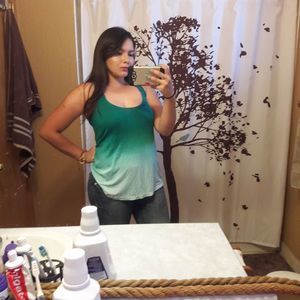 Meet your Posher, Alejandra